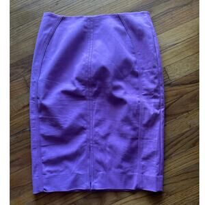 White House Black Market Lavender Pencil Skirt Feminine Career Chic Size 6